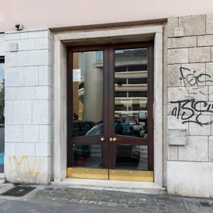 https://residenza-testaccio.it-romehotels.com